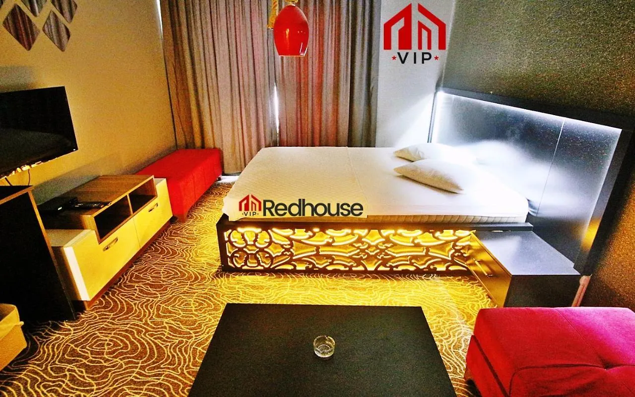 Red House Vip Apartmant Suites location